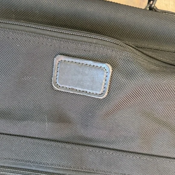 Tumi Black Luggage Travel Bag Durable Nylon - Picture 5 of 14